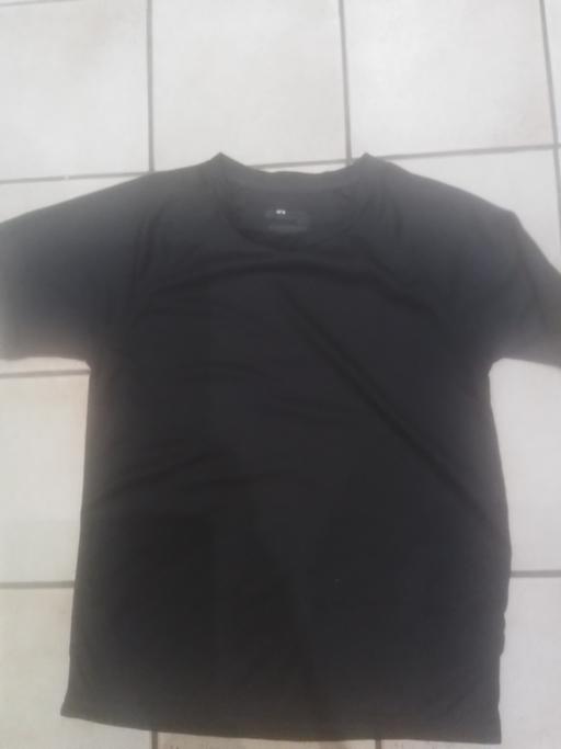 Buy & Sell Aldridge Walsall - Photos for MOUNTAIN WAREHOUSE BOYS SPORTS TOP