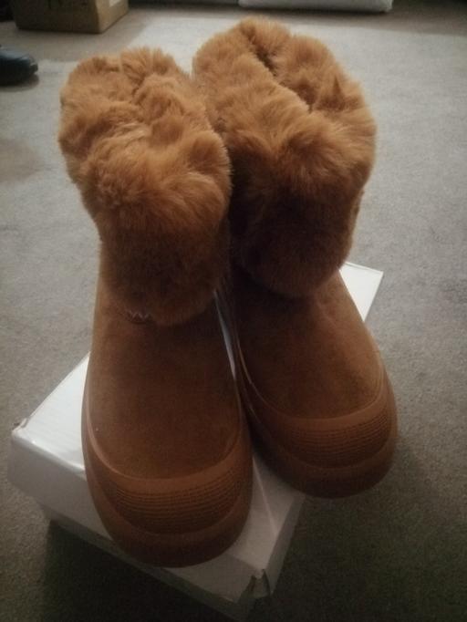 Buy & Sell Heath Town Wolverhampton - Photos for New ladies size 6 camel colour ankle boots