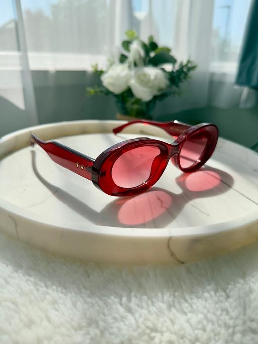 Buy & Sell Streatham Common South West London - Photos for Retro Red lens Oval Sunglasses! Y2K