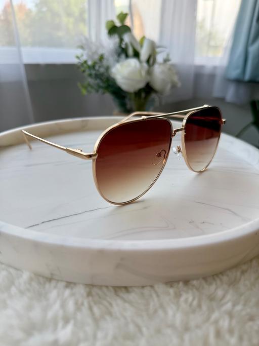 Buy & Sell Streatham Common South West London - Photos for Retro Brown gold metal aviator sunglasses!
