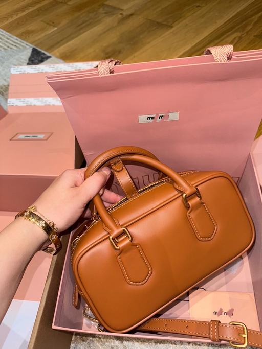 Buy & Sell Greenford Ealing - Photos for Miu miu bag
