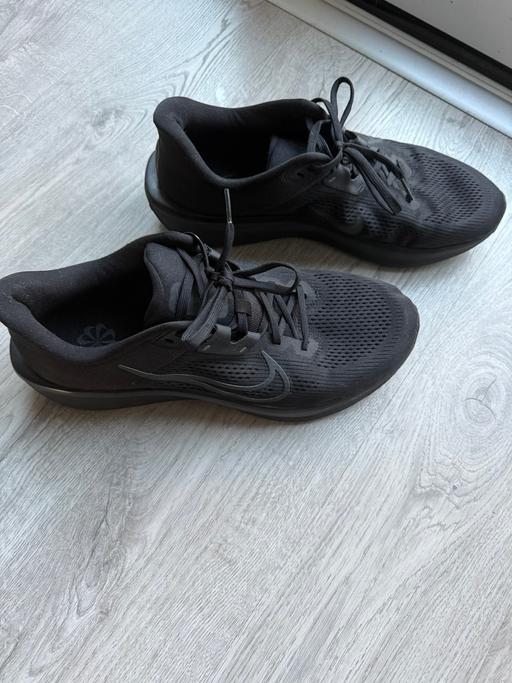 Buy & Sell Coseley Dudley - Photos for Nike trainers size 11 perfect condition