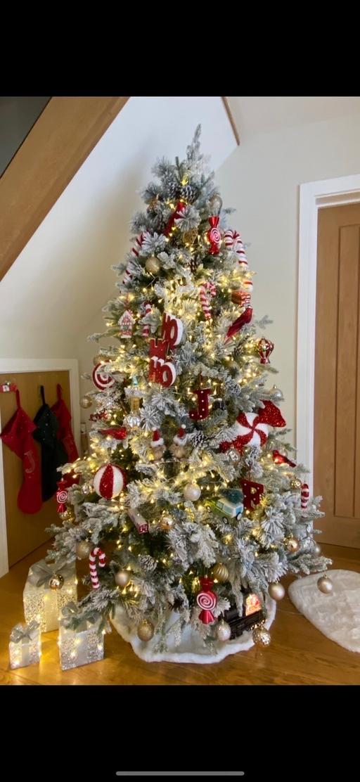 Buy & Sell Belmont Sutton - Photos for Snowy fir 7ft Christmas tree