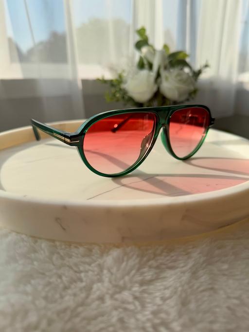 Buy & Sell Nine Elms South West London - Photos for high quality selection of stylish sunglasses!