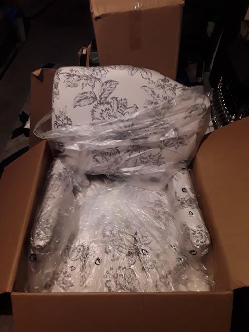 Buy & Sell Ocker Hill Sandwell - Photos for accent chair