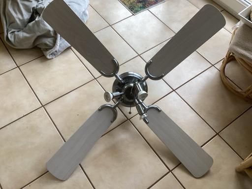 Buy & Sell Hathern Charnwood - Photos for A 42inch ceiling fan