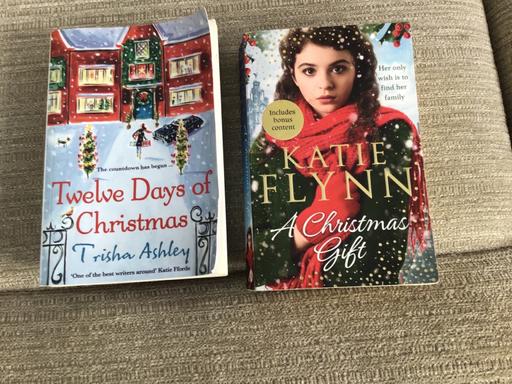 Buy & Sell Essington Wolverhampton - Photos for Two Christmas books
