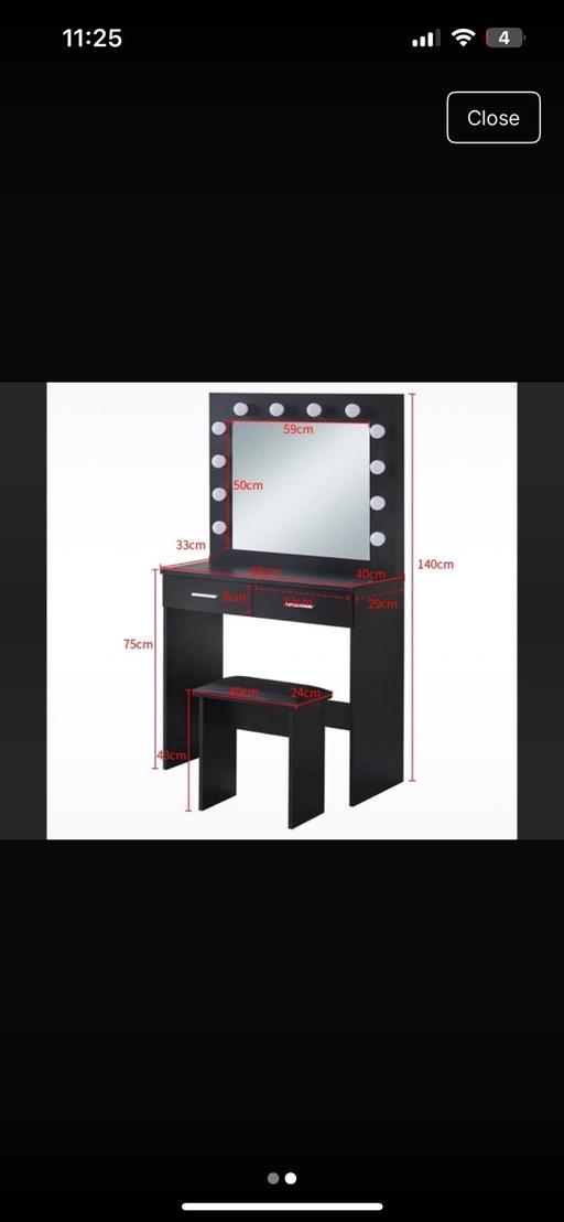 Buy & Sell Royal Albert Liverpool - Photos for Hollywood mirror vanity chest