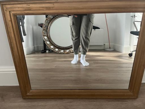 Buy & Sell Wilmington Dartford - Photos for Large Rectangular Wooden Mirror