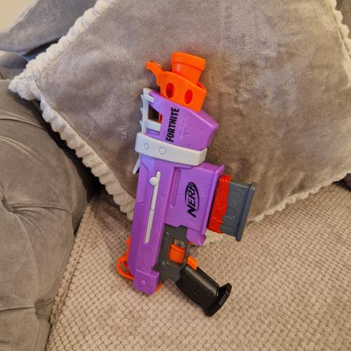 Buy & Sell Hoyland Barnsley - Photos for Nerf Fortnite SMG-E Blaster