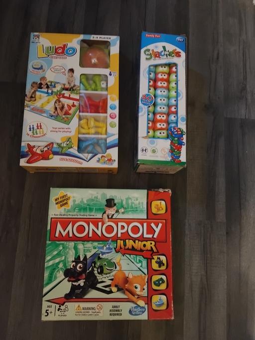 Buy & Sell Stow Heath Wolverhampton - Photos for 3 Family Games.
