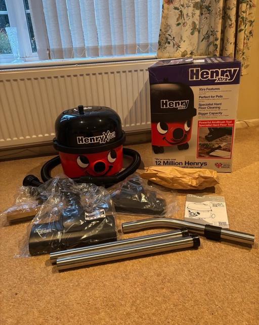 Buy & Sell Finstall Bromsgrove - Photos for Henry hoover xtra brand new