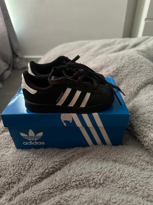 Buy & Sell Deptford South East London - Photos for Adidas super stars originals