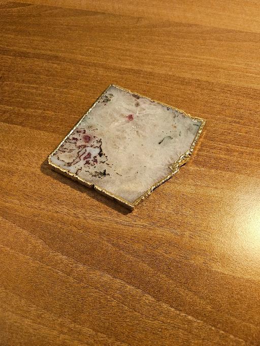 Buy & Sell North Kensington West London - Photos for Pink crystal coaster