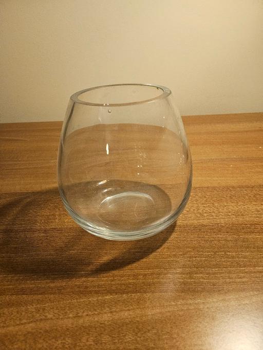 Buy & Sell North Kensington West London - Photos for Glass vase
