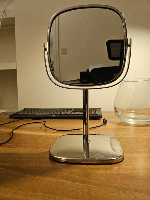 Buy & Sell North Kensington West London - Photos for Vanity mirror