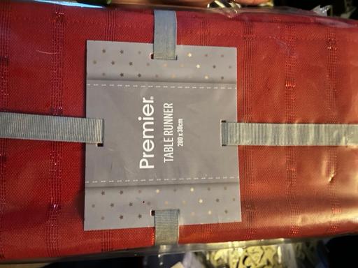 Buy & Sell Wednesfield Wolverhampton - Photos for New table runner