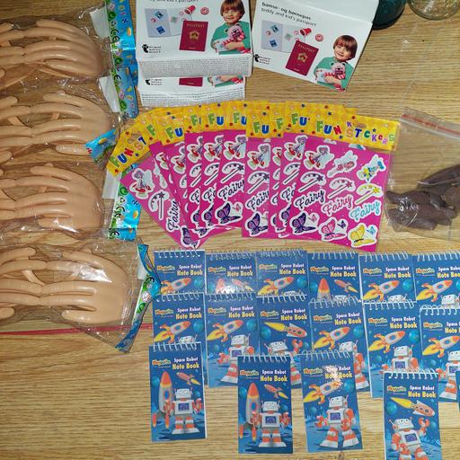 Buy & Sell Ocker Hill Sandwell - Photos for joblot kids items stocking fillers x 38