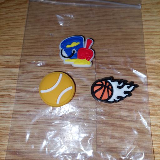 Buy & Sell Ocker Hill Sandwell - Photos for kids chocs studs items