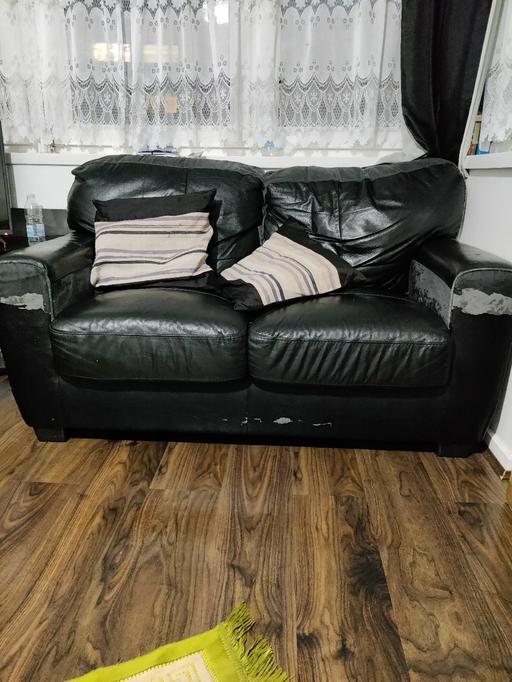 Buy & Sell Whitechapel East London - Photos for free 2 seater sofas