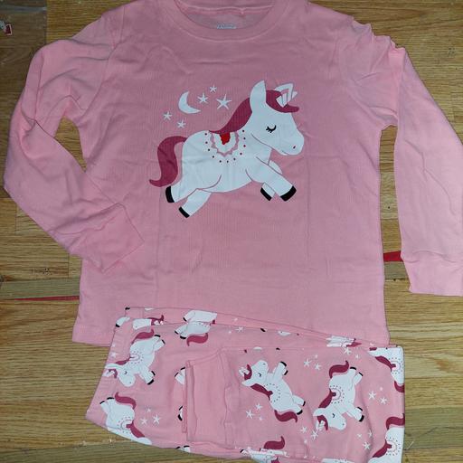 Buy & Sell Ocker Hill Sandwell - Photos for unicorn girls pjamas set 6-7yrs pink