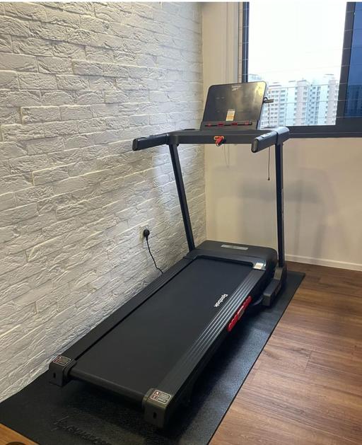 Buy & Sell Lye Dudley - Photos for Reebok jet100Z treadmill Mint condition