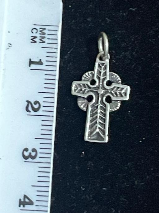 Buy & Sell Enfield Wash Enfield - Photos for Vintage Celtic silver cross ✝️
