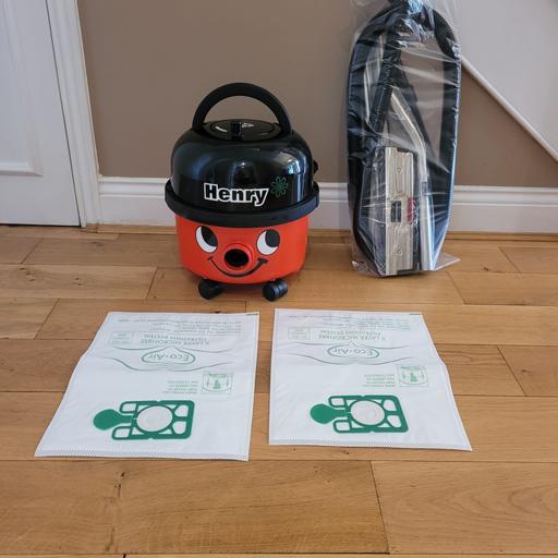 Buy & Sell Chigwell Epping Forest - Photos for Henry hoover 1200w Twin Speed