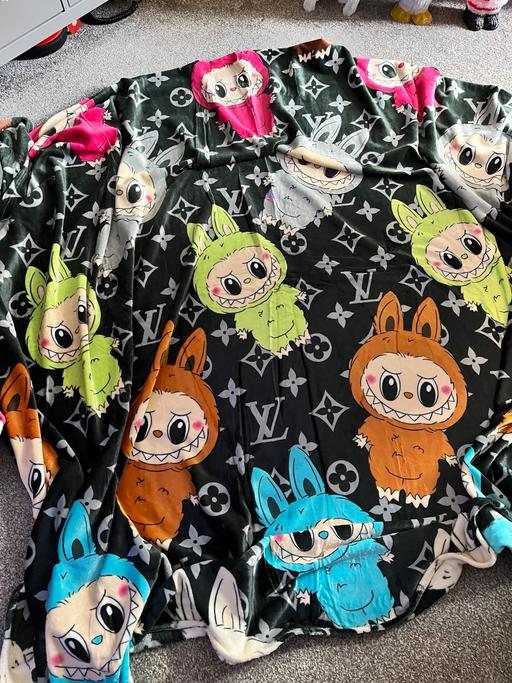 Buy & Sell Ashford Spelthorne - Photos for Kingsize labubu soft fleece throw blanket