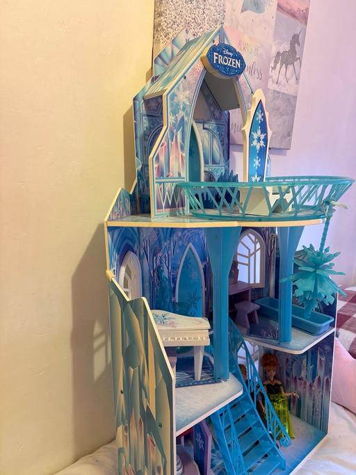 Buy & Sell Skelmersdale West Lancashire - Photos for Frozen dolls house