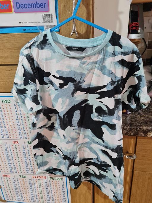 Buy & Sell Chelmsley Wood Solihull - Photos for Boys blue camo top