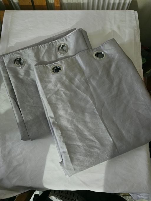 Buy & Sell Romford Havering - Photos for Silver lined eyelet curtains