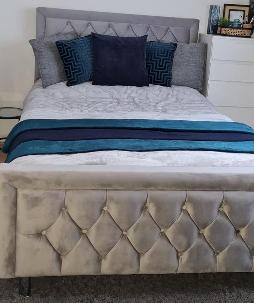 Buy & Sell Bishopsgate Central London - Photos for Bed Double size - Plush Velvet Florida Bed