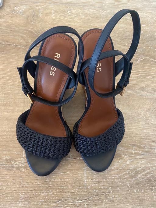 Buy & Sell Barbican Central London - Photos for Reiss NEW UNWORN. Wedge heel sandals. Size 36