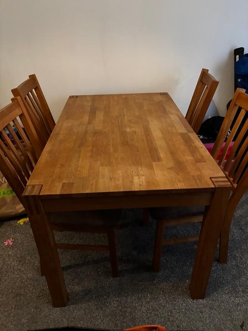 Buy & Sell Moortown Leeds - Photos for Solid wood dining table and 4 chairs