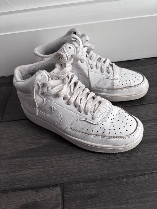 Buy & Sell Catherine-De-Barnes Solihull - Photos for White Nike trainers size 5.5