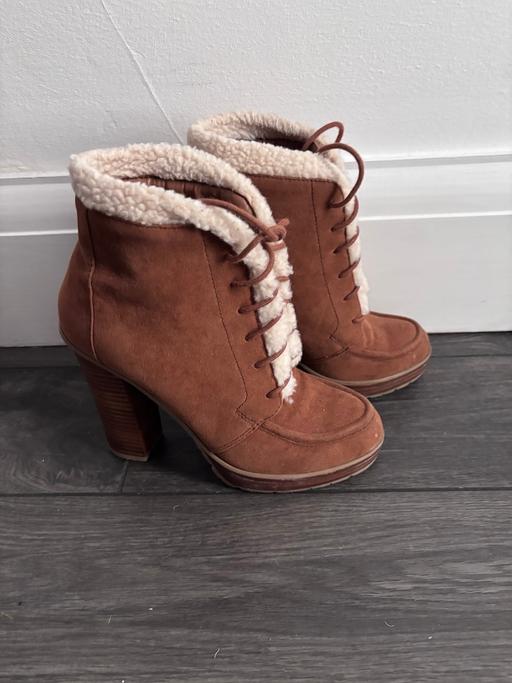 Buy & Sell Catherine-De-Barnes Solihull - Photos for KG ankle shoes