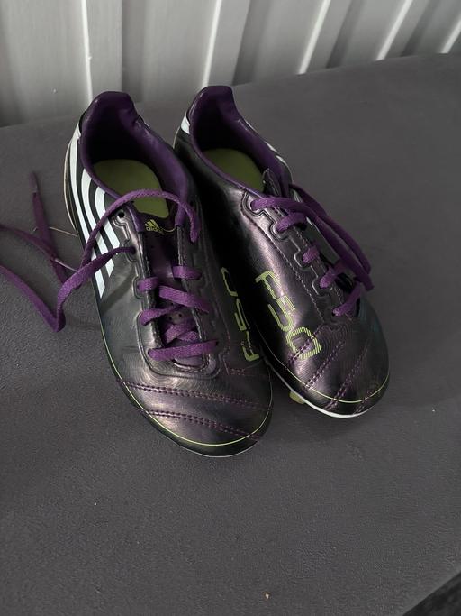 Buy & Sell Catherine-De-Barnes Solihull - Photos for Girls football boots 12.5