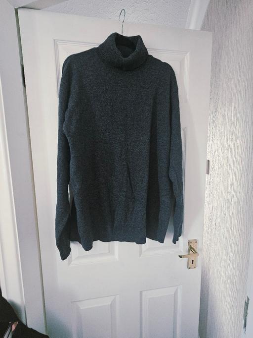 Buy & Sell Newton Doncaster - Photos for Mens jumper, 80% lambs wool..size XL