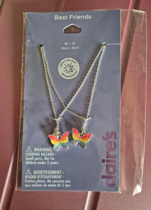 Buy & Sell Crumpsall Manchester - Photos for new Claires Accessories 2pk BFF Necklaces