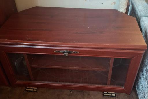 Buy & Sell Wolverhampton West Midlands - Photos for TV UNIT & CABINET TO MATCH