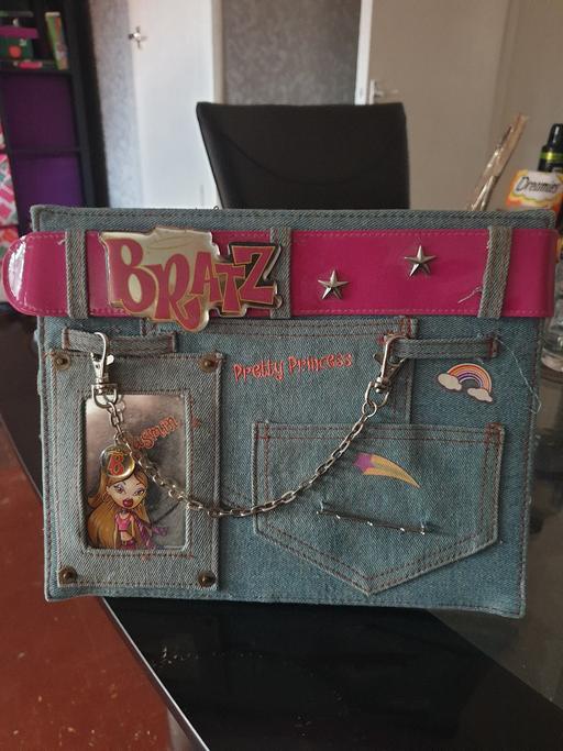 Buy & Sell Grahame Park North West London - Photos for bratz photo frame