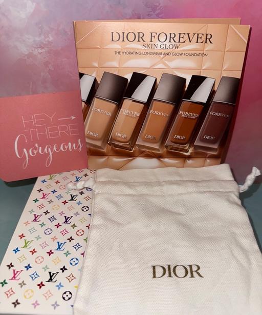 Buy & Sell Dagenham Barking and Dagenham - Photos for Dior Forever Skin Glow Foundation + Pouch