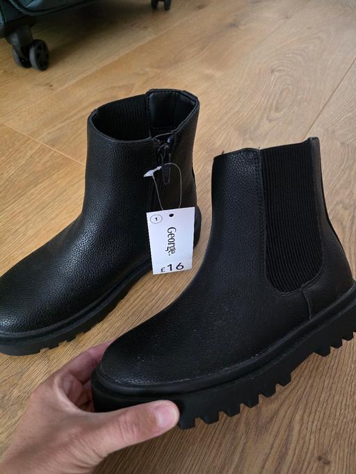 Buy & Sell Weoley Castle Birmingham - Photos for NEW size 1 girls boots