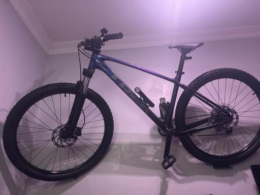 Buy & Sell Highbury & Islington Station Islington - Photos for Trek 4 2026 mountain bike