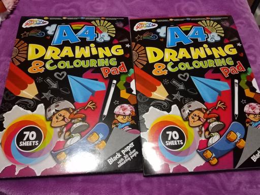Classes Horncastle East Lindsey - Photos for 2 brand new kids Drawing books