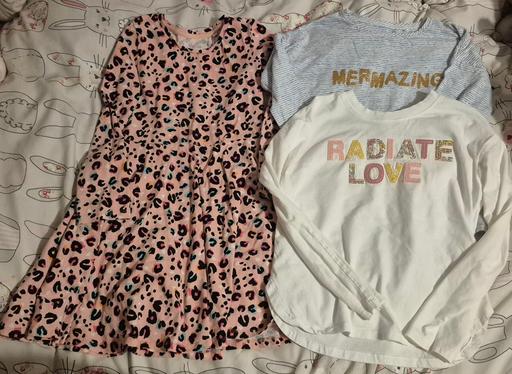 Buy & Sell Ocker Hill Sandwell - Photos for Girls bundle