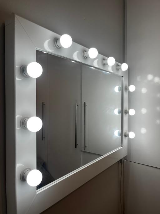 Buy & Sell Friern Barnet North London - Photos for Hollywood mirrors