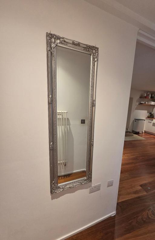 Buy & Sell Old Street East London - Photos for Vintage Style Mirror - Silver
