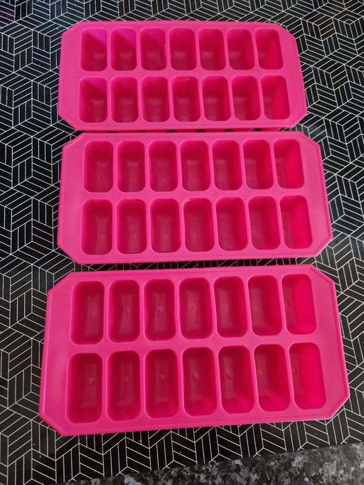 Buy & Sell Leicester City Centre Leicester - Photos for brand new ice cube trays x3